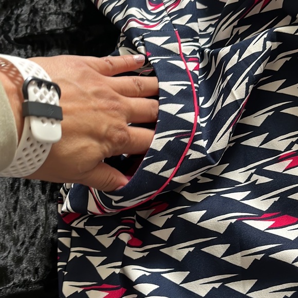 Maggy London - Picture 6 of 9